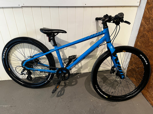 White xc 240 lite